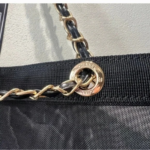 Chanel Black Tote Bag with Mesh Design - Picture 4 of 7